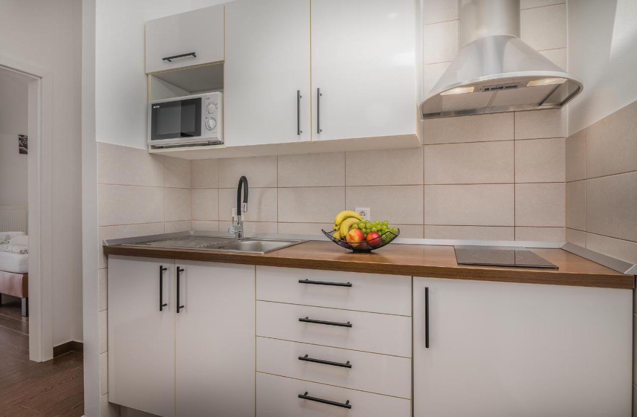 Apartment Marina Malinska Eksteriør billede